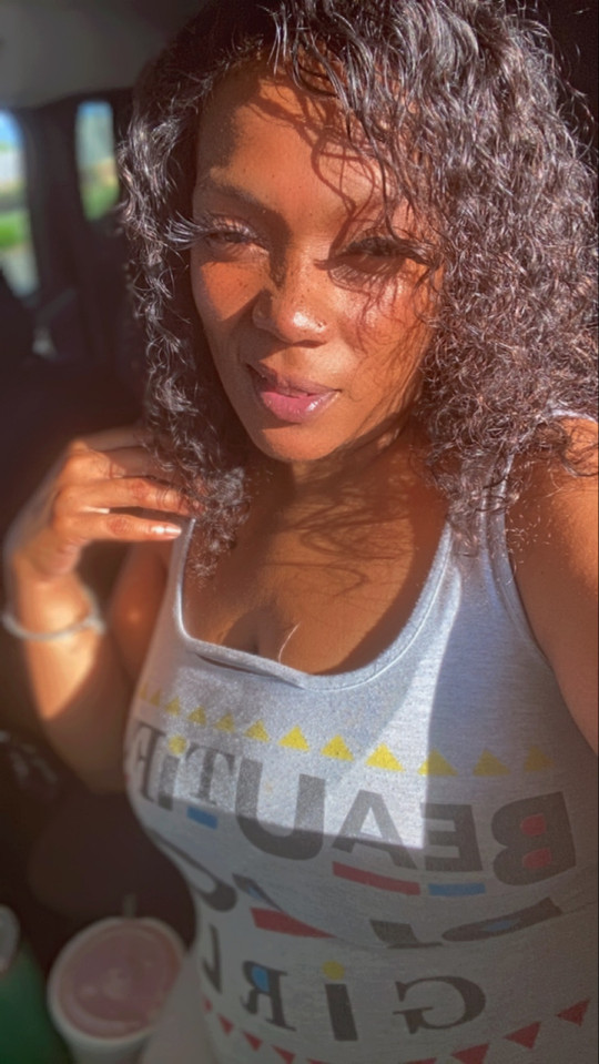 thickyella69 Spotlight #fapchati5
