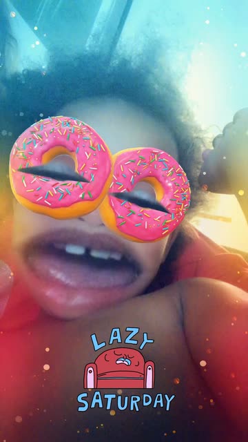 Preview for a Spotlight video that uses the Donuts Glasses Lens