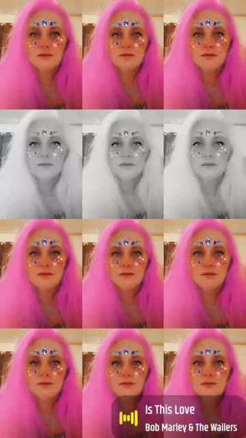 Preview for a Spotlight video that uses the Carnaval Makeup Lens