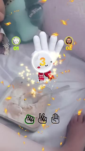 Preview for a Spotlight video that uses the Rock Paper Scissors Lens