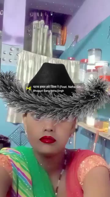 Preview for a Spotlight video that uses the Cowboy Party Hat Lens
