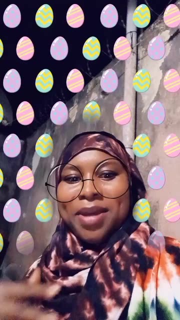 Preview for a Spotlight video that uses the Eggs Background Lens
