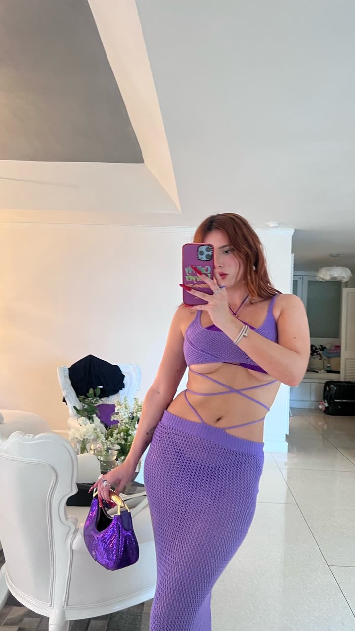 محتوى سناب شات لـ Bella Thorne