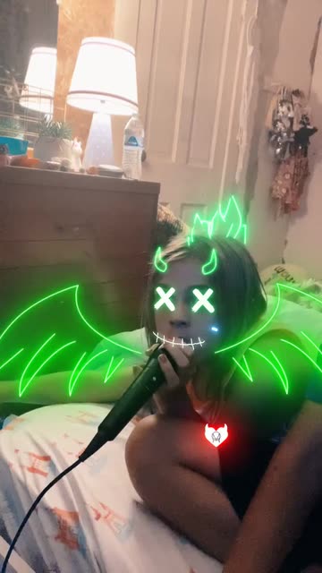 Preview for a Spotlight video that uses the NEON D3ViL 0W5 Lens