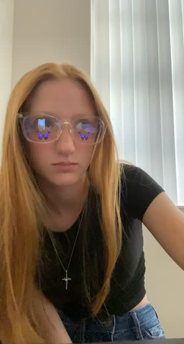 Preview for a Spotlight video that uses the purple butterflys Lens