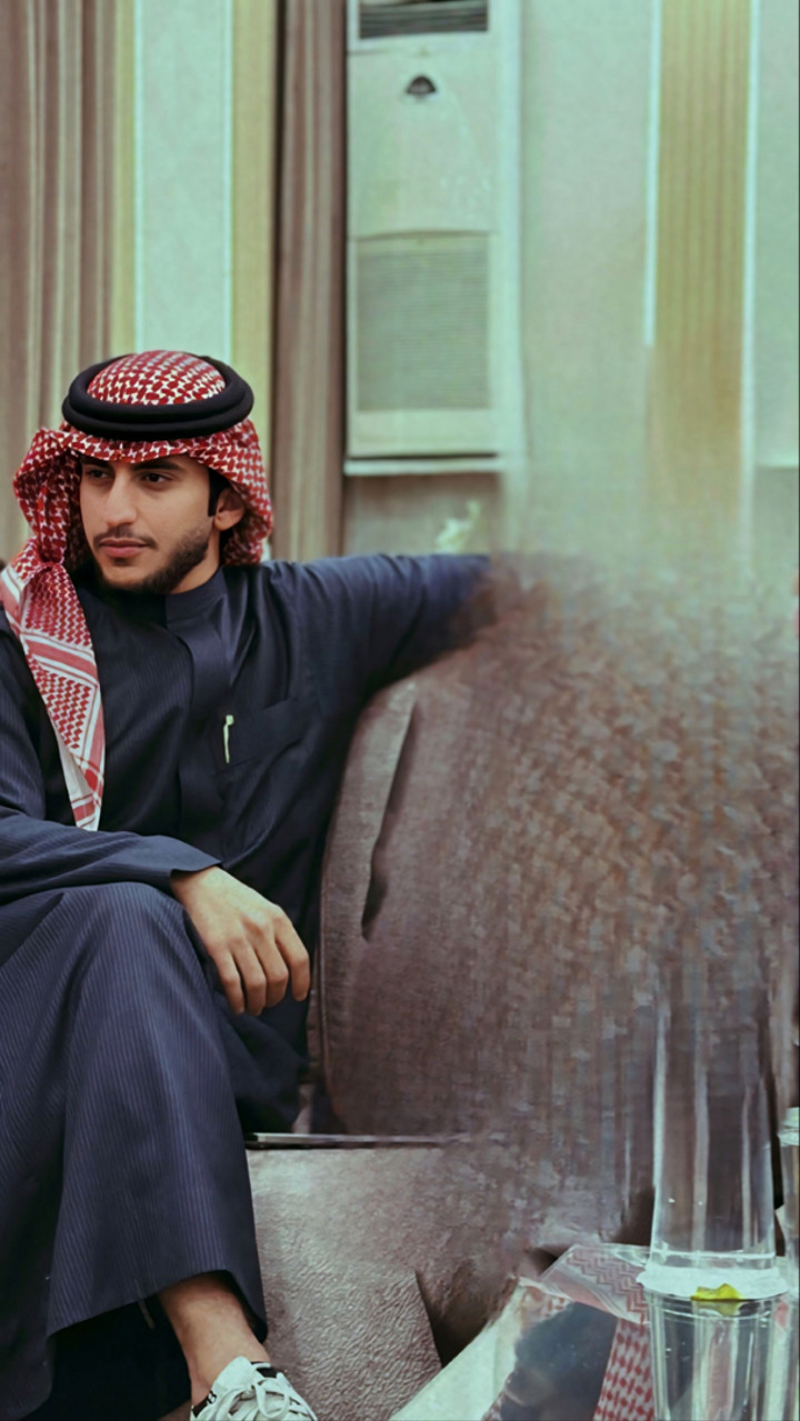 محتوى سناب شات لـ 𝑴𝒐𝒂𝒕𝒉-𝑯-𝒂𝒍𝒉𝒖𝒅𝒃𝒂𝒏