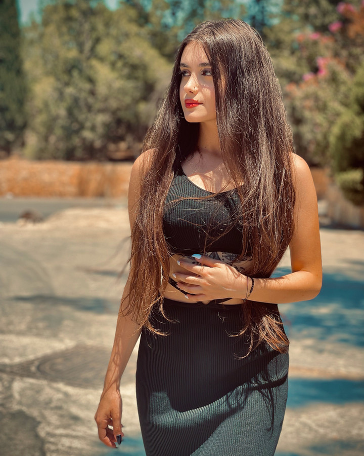 محتوى سناب شات لـ حنين دويك 🇱🇧