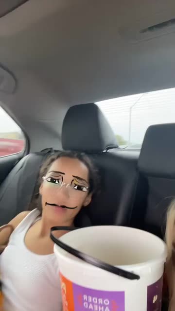 Preview for a Spotlight video that uses the robloxman Lens