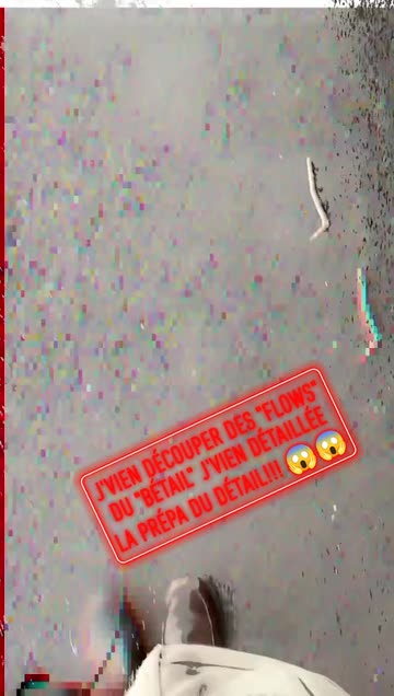 Preview for a Spotlight video that uses the glitch Lens
