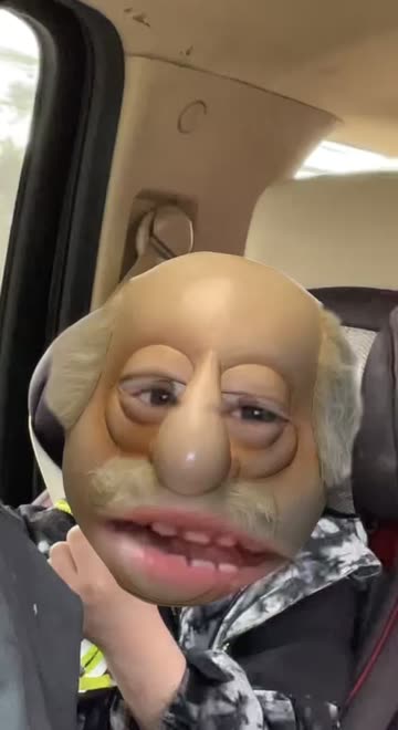 Preview for a Spotlight video that uses the Grandpa Cartoon Lens