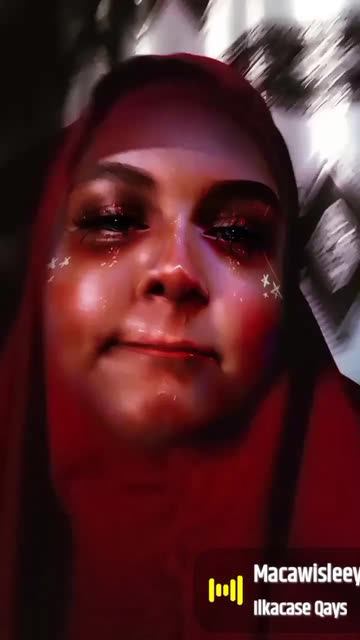 Preview for a Spotlight video that uses the Girl Lens