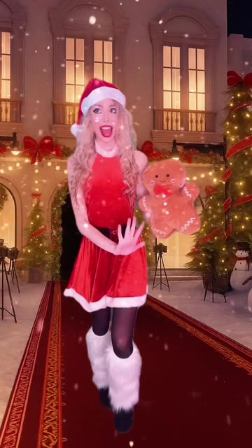 me on november 1st  CHRISTMAS MODE ACTIVATED  (Dress to Impress)  #roblox #dresstoimpress #viral #robloxfyp