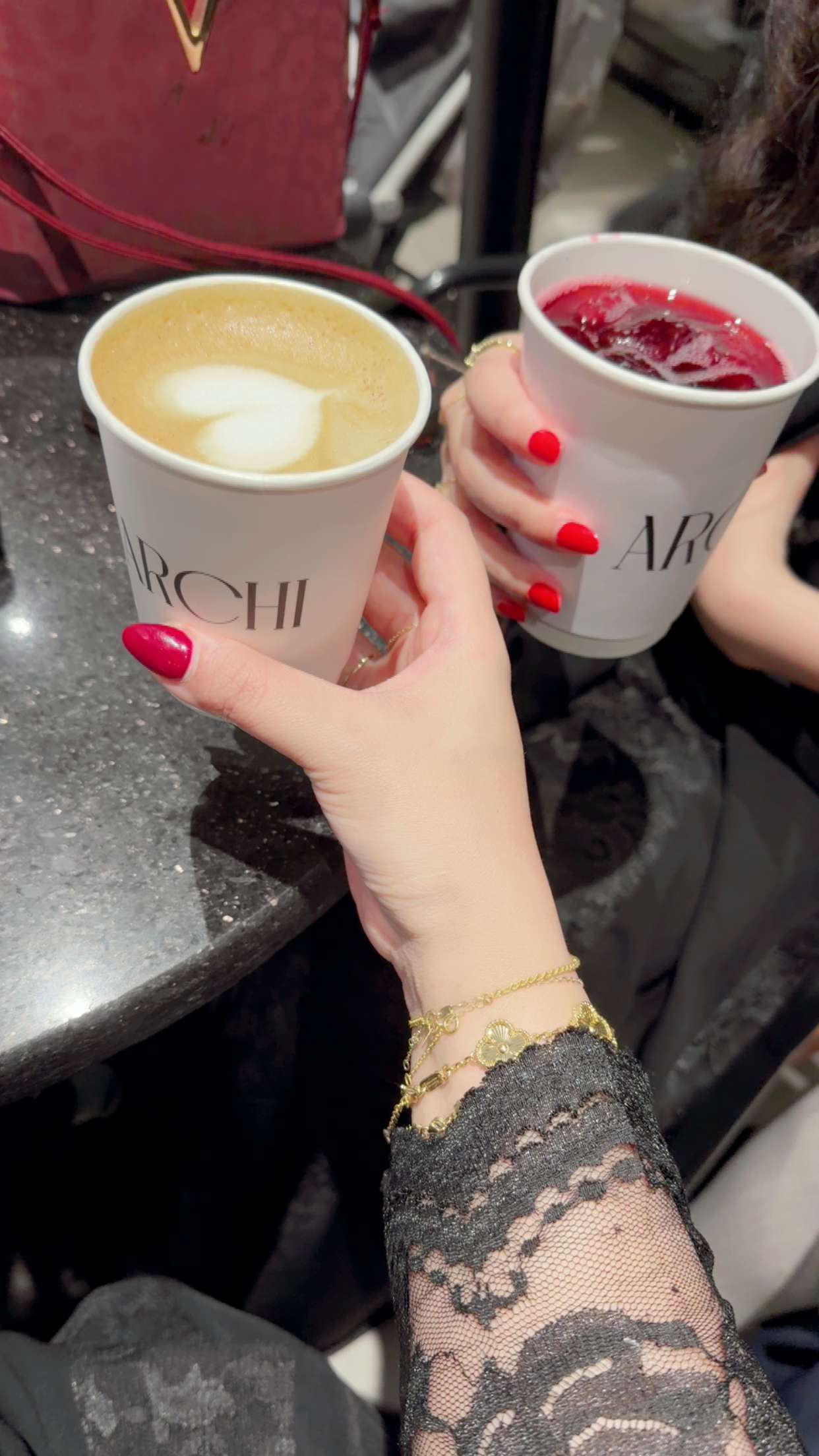 محتوى سناب شات لـ بشاير العمري♥️ Blogger