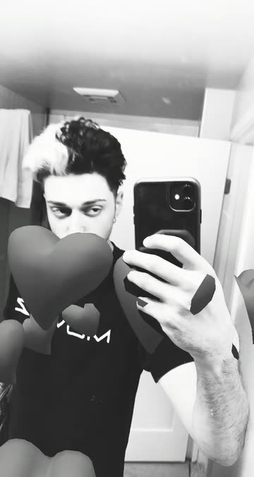 Preview for a Spotlight video that uses the Cant Love You Lens