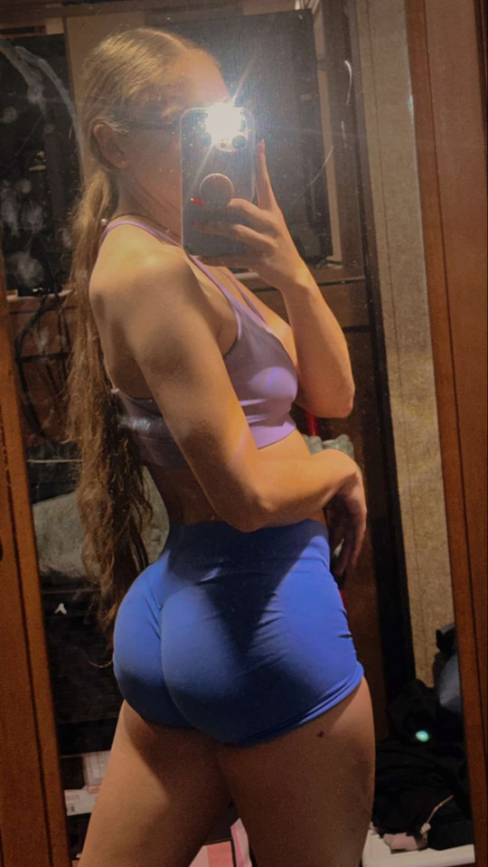 sharkgirlmaddii