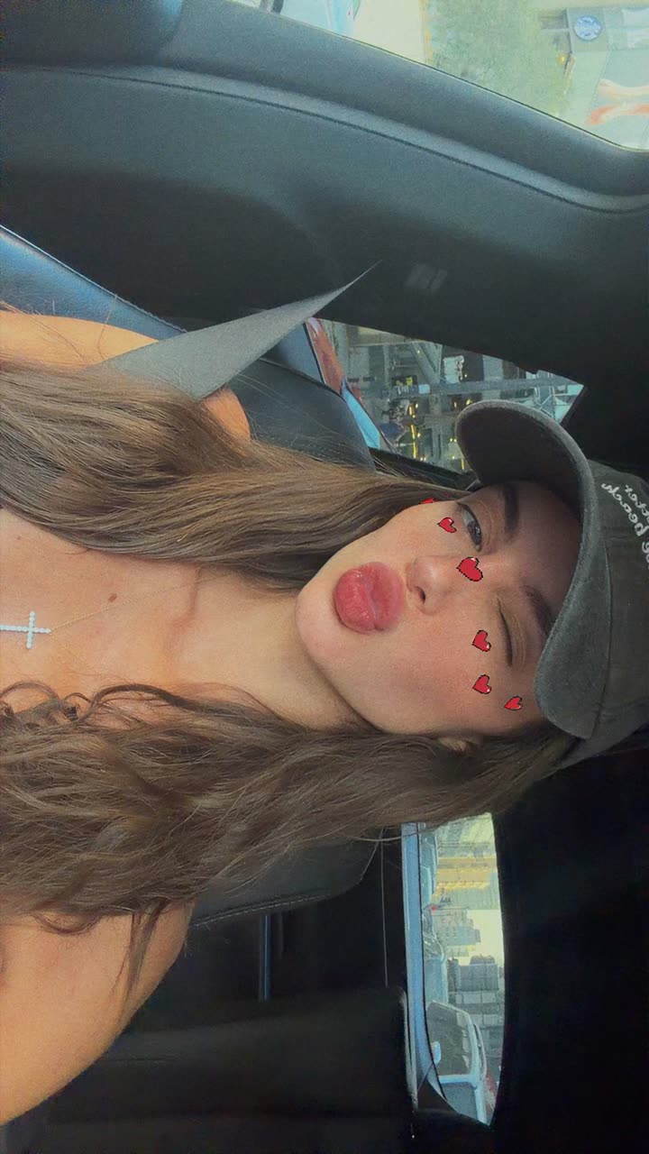 قصة سناب شات للحساب jennychallita رقم 394