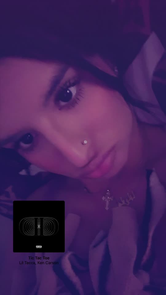 mmm.arianaa