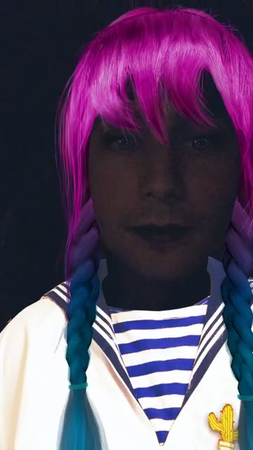 Preview for a Spotlight video that uses the Cool School Look Lens