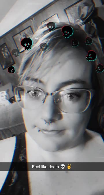 Preview for a Spotlight video that uses the Skull Mood Lens