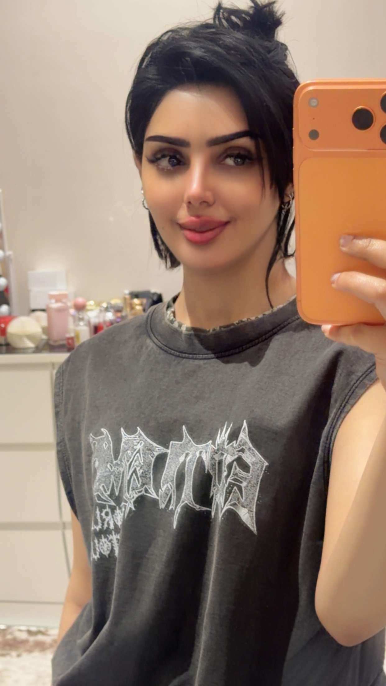 قصة سناب شات للحساب toog4004 رقم 11