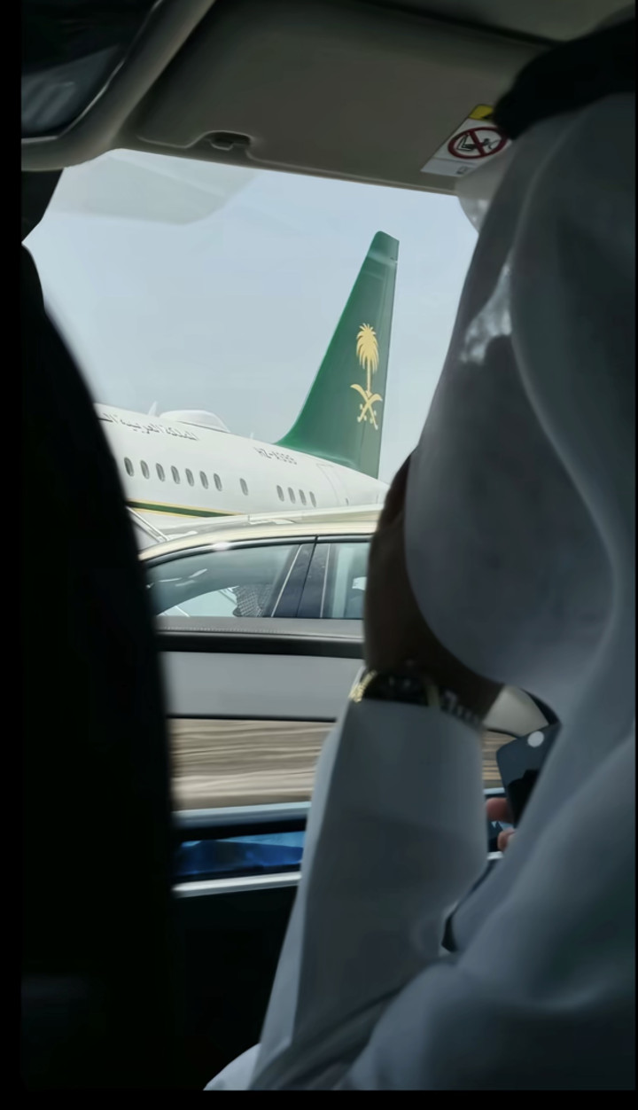 محتوى سناب شات لـ ‏ حسين بن عبدالله🐎