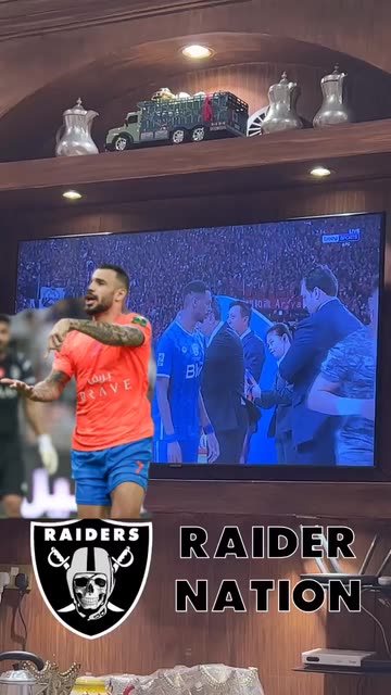 Preview for a Spotlight video that uses the Raiders Skull Lens