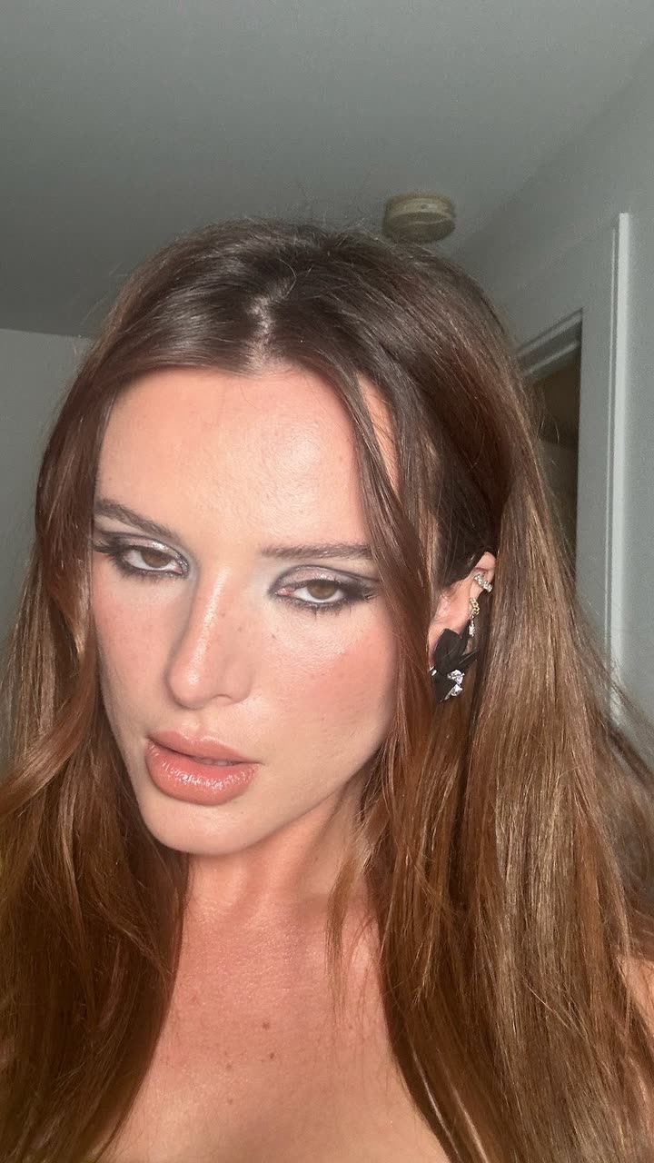 محتوى سناب شات لـ Bella Thorne