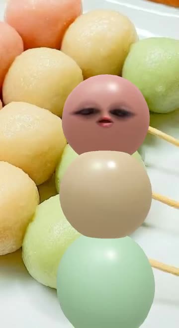 Preview for a Spotlight video that uses the Dango Lens