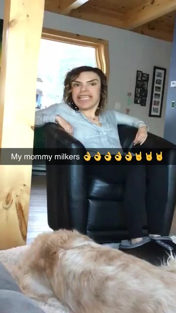 My mommy milkers 👌👌👌👌👌🤘🤘🤘 | SnapchatのSpotlight