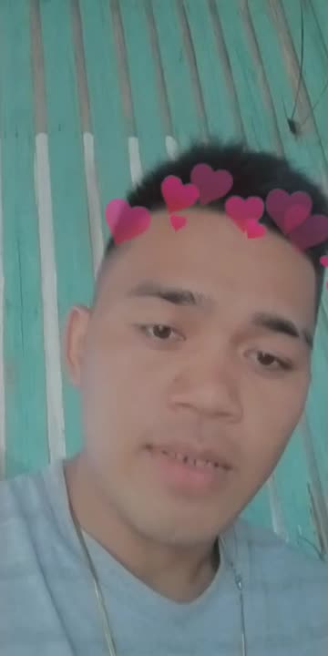 Preview for a Spotlight video that uses the lovelove Lens