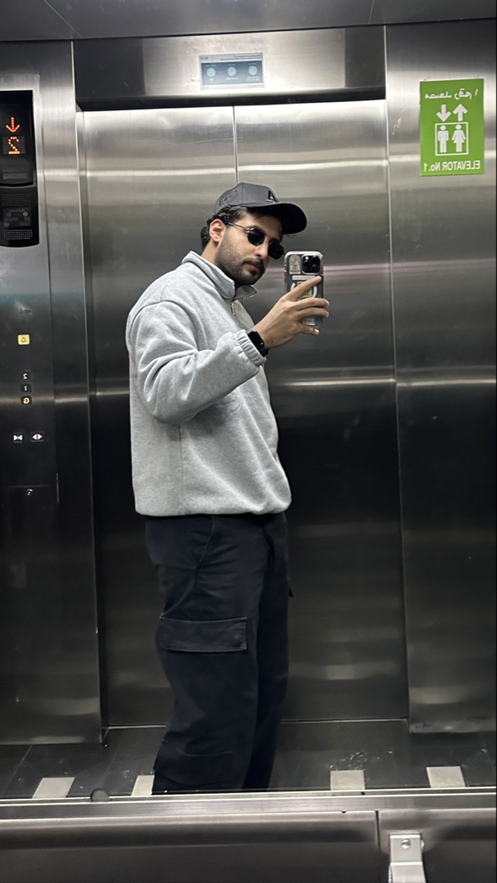 محتوى سناب شات لـ Talal. Q