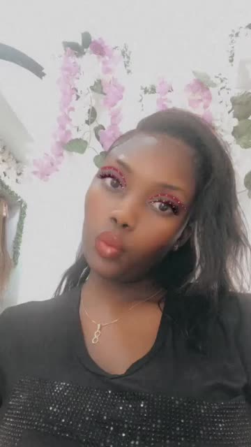 Preview for a Spotlight video that uses the Magenta Makeup Lens