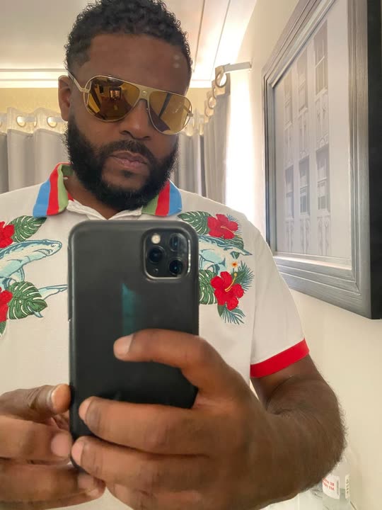 Ramon Johnson(@youngjimjones) | เรื่องราว Snapchat ตลอดจน Spotlight และ ...