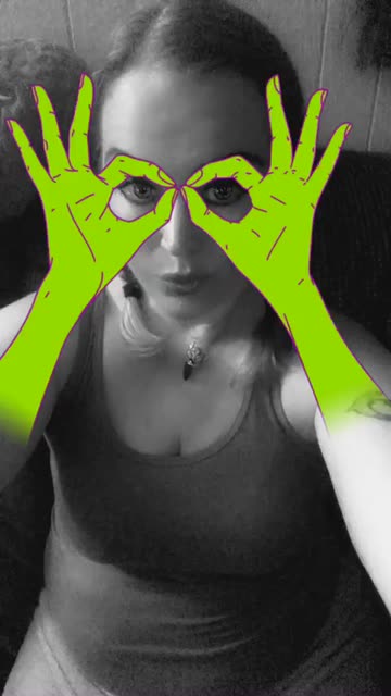 Preview for a Spotlight video that uses the Colorful Hands Lens