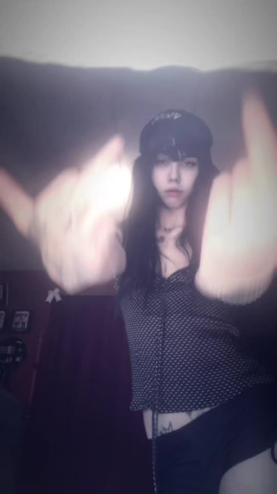 l0v1vy.444