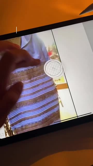 Its blue and gold #drawing #dress #artworkout #ipad #games