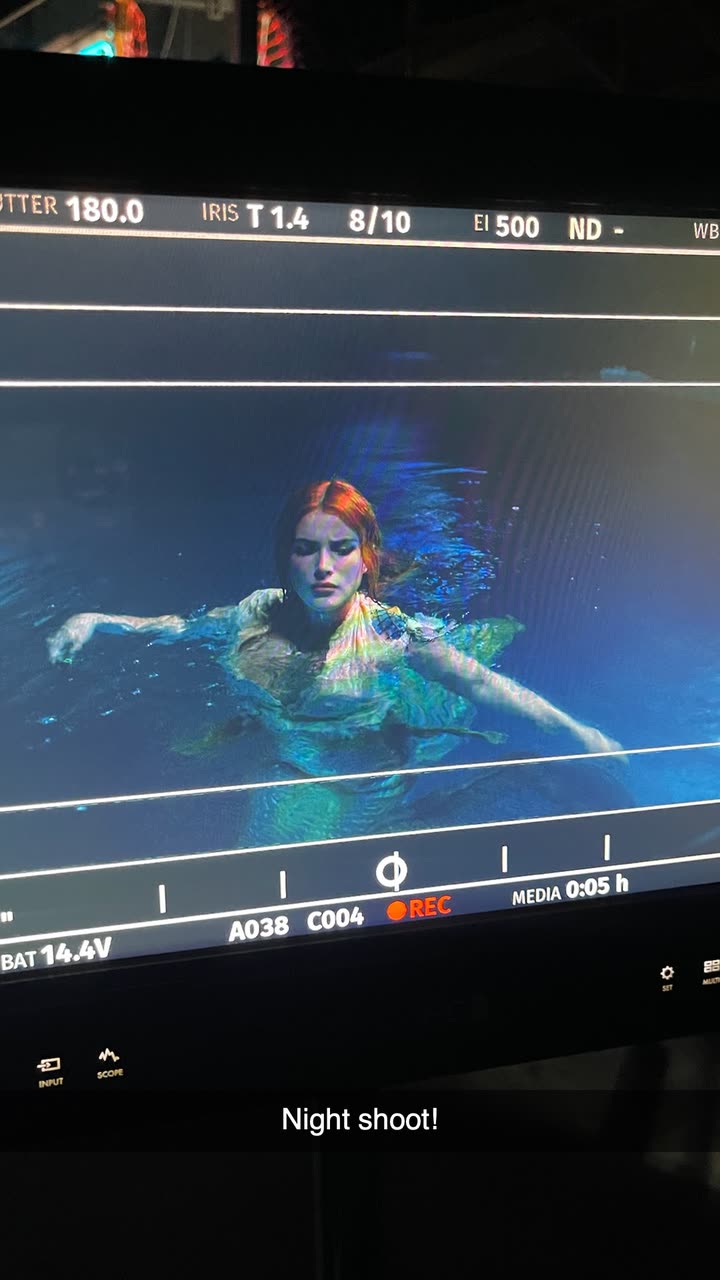 محتوى سناب شات لـ Bella Thorne