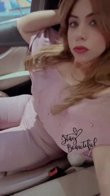 Preview for a Spotlight video that uses the Stay Beautiful Lens