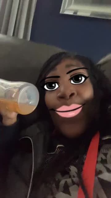 Preview for a Spotlight video that uses the Womanly Lens