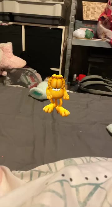 Preview for a Spotlight video that uses the garfield Lens