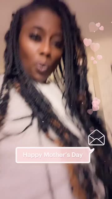Preview for a Spotlight video that uses the Happy Mother's Day! Lens