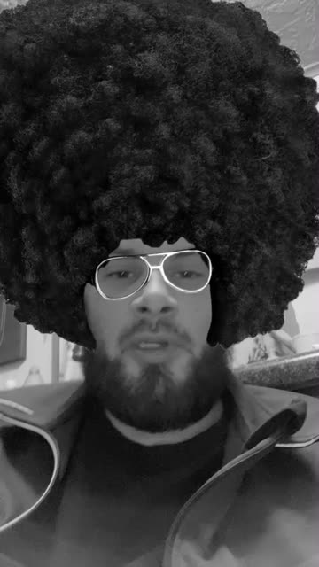 Preview for a Spotlight video that uses the Huge Afro Lens