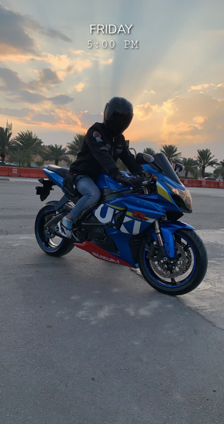 محتوى سناب شات لـ Faisal .