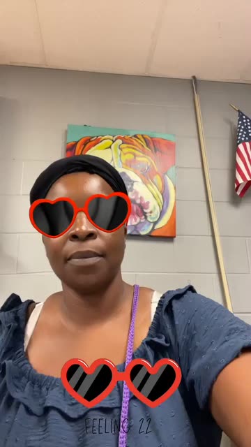 Preview for a Spotlight video that uses the Feeling 22 Lens