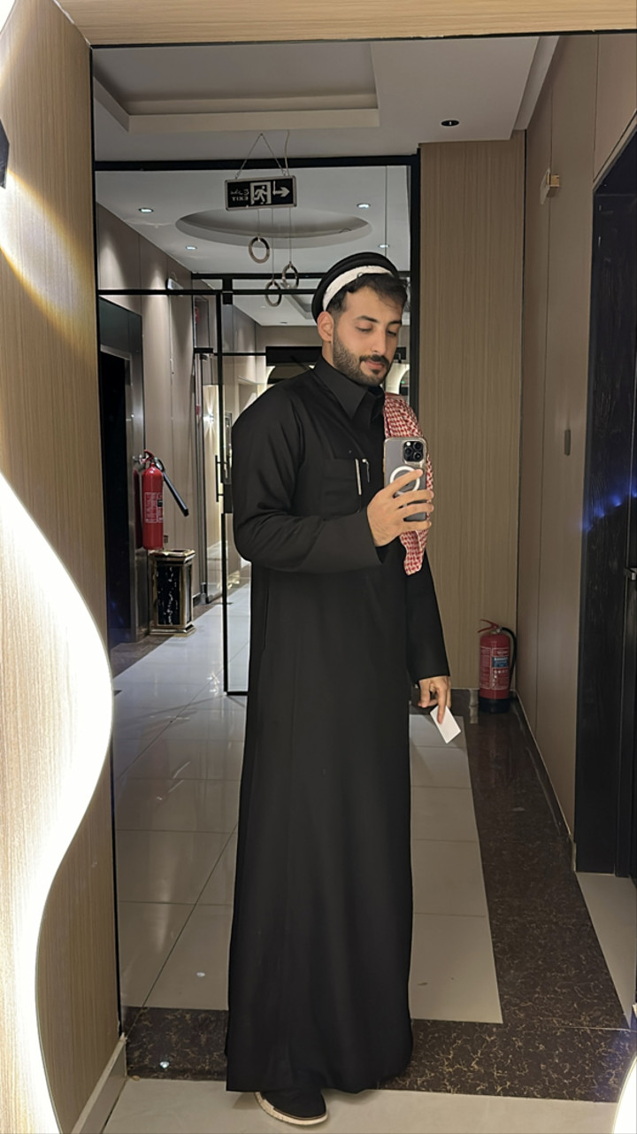 محتوى سناب شات لـ Talal. Q