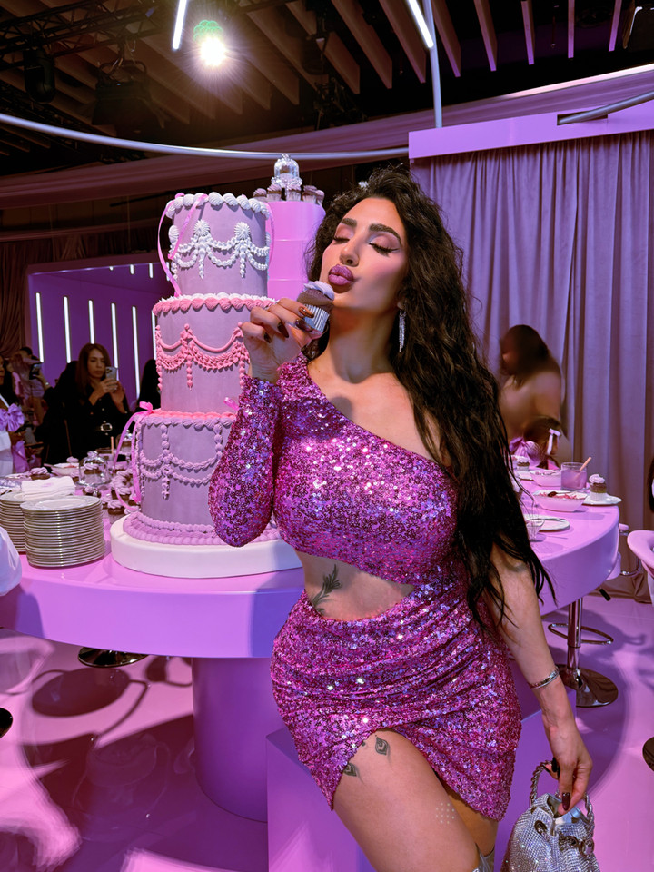 محتوى سناب شات لـ carole atieh