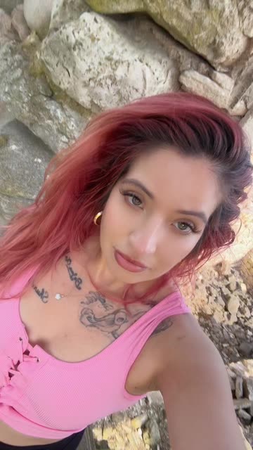 Sally's Vibrant Outdoor Selfie Adventure | Video by Sally (@sal253)