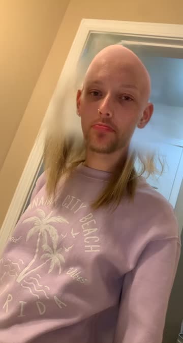 Preview for a Spotlight video that uses the Bald And Beard Lens