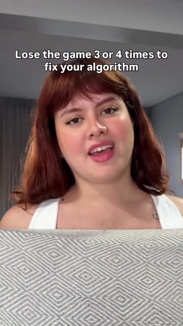 Scarlett Woods