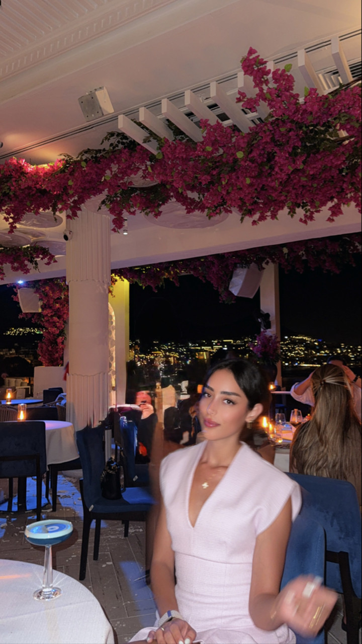 محتوى سناب شات لـ Ziineb 🧚🏻‍♀️
